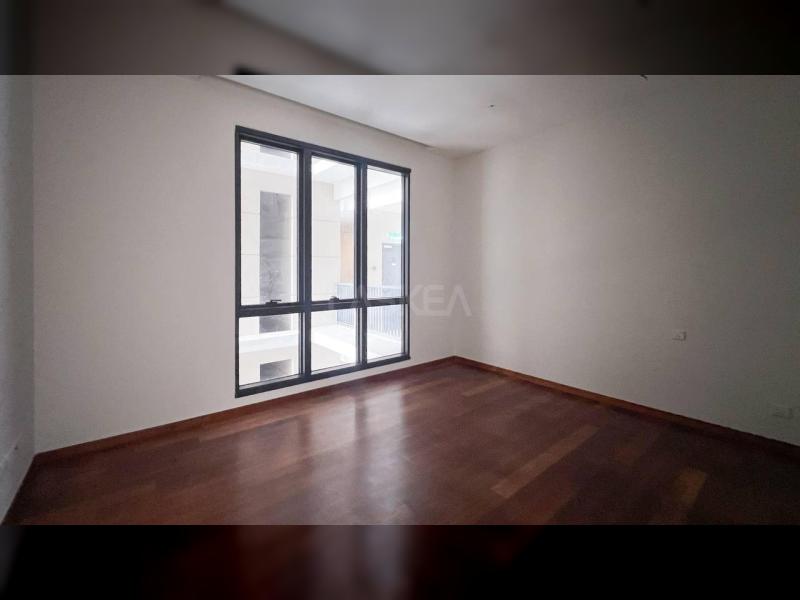 THE MANOR KLCC - GOLF COURSE VIEW - NEW BARE UNIT - HIGH FLOOR 3 BEDROOMS