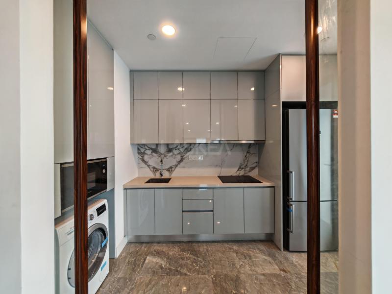 Victory Suites KLCC | Airbnb Hotspot, Below Market, Price High Floor unit with KLCC view