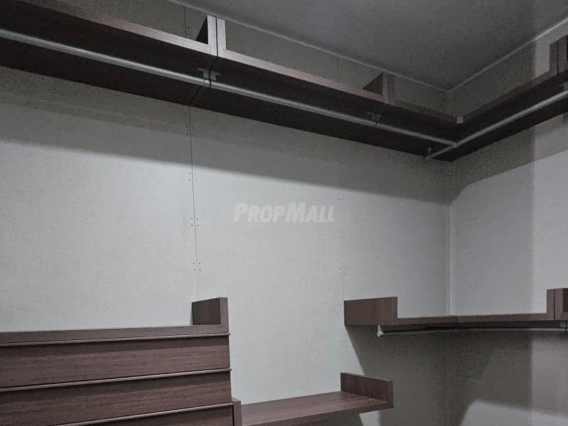 Prestigious St Regis Residence, KL Sentral, Kuala Lumpur - 2 Bedrooms For Sale