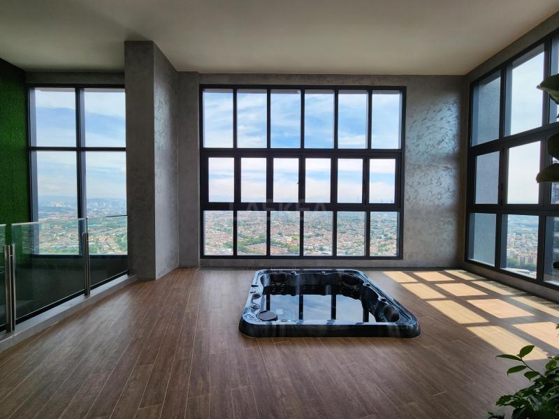 Sunway Serene - Tastefully Renovated and Furnished, Lake Facing below market price