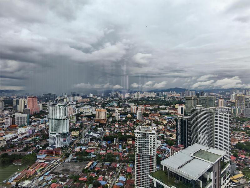 Victory Suites KLCC | Below Market Price, KLCC Fronting unit with Sky Facilities
