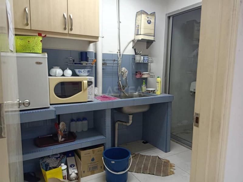 Two Adjoining Premium Office Lot Megan Avenue KLCC